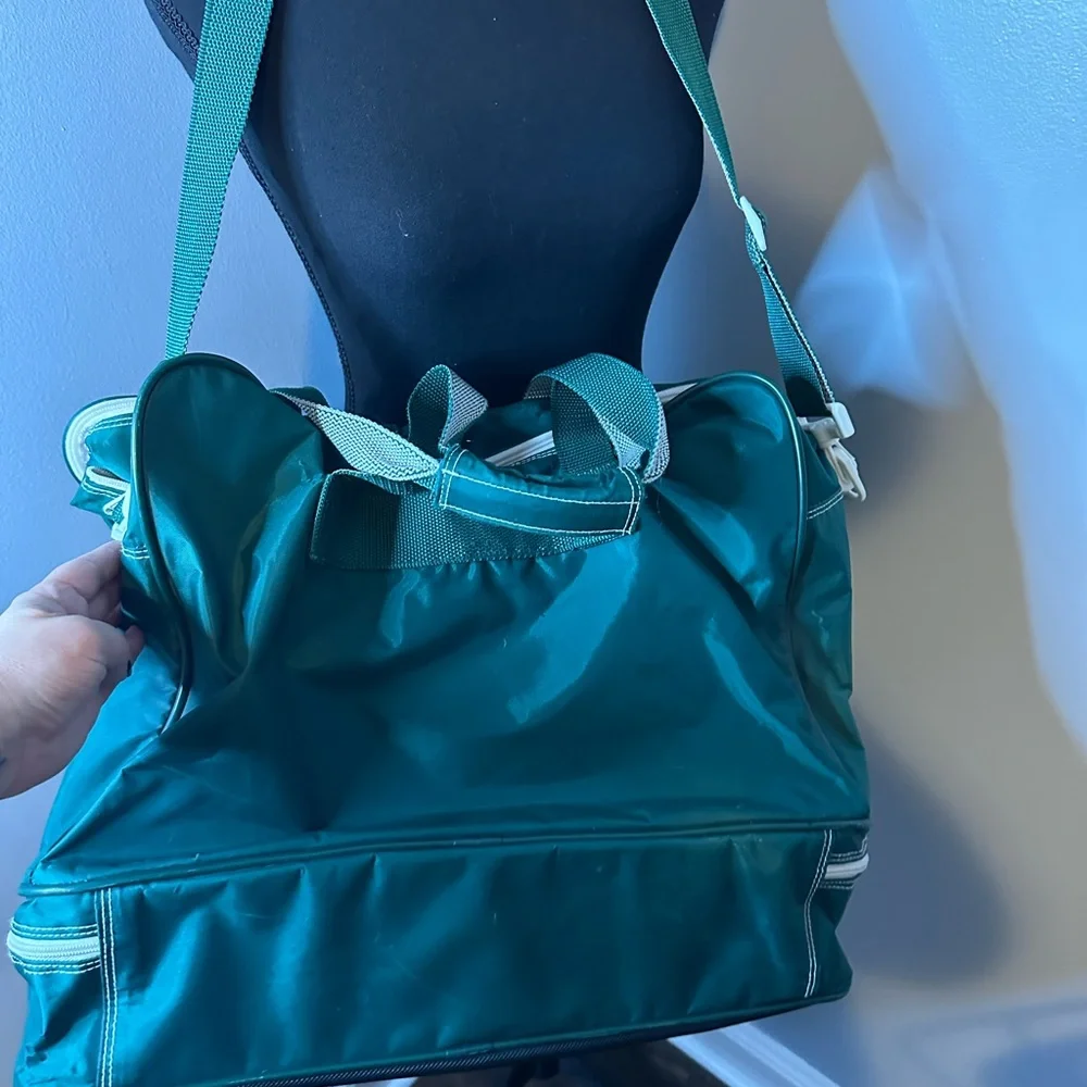 Adidas Gym Bag with Bottom Conpartment SOLD - Picture 5 of 7